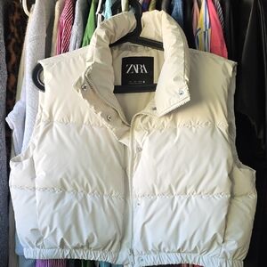 Zara White Quilted Cropped Puffer Vest